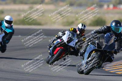 media/Nov-06-2022-SoCal Trackdays (Sun) [[208d2ccc26]]/Turn 11 (10am)/